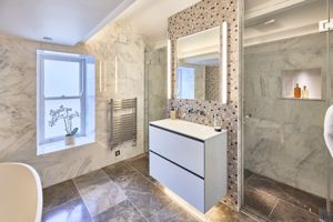 Photo 36- click for photo gallery